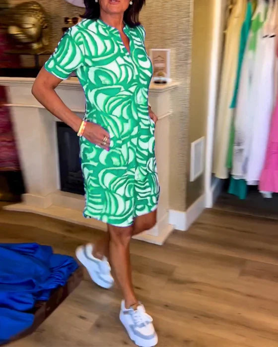 Eleonoraâą | Robe avec encolure en V.
