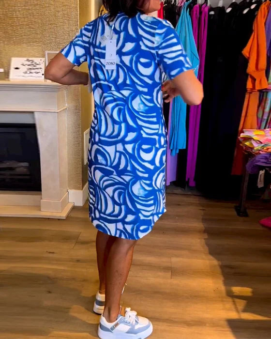 Eleonoraâą | Robe avec encolure en V.