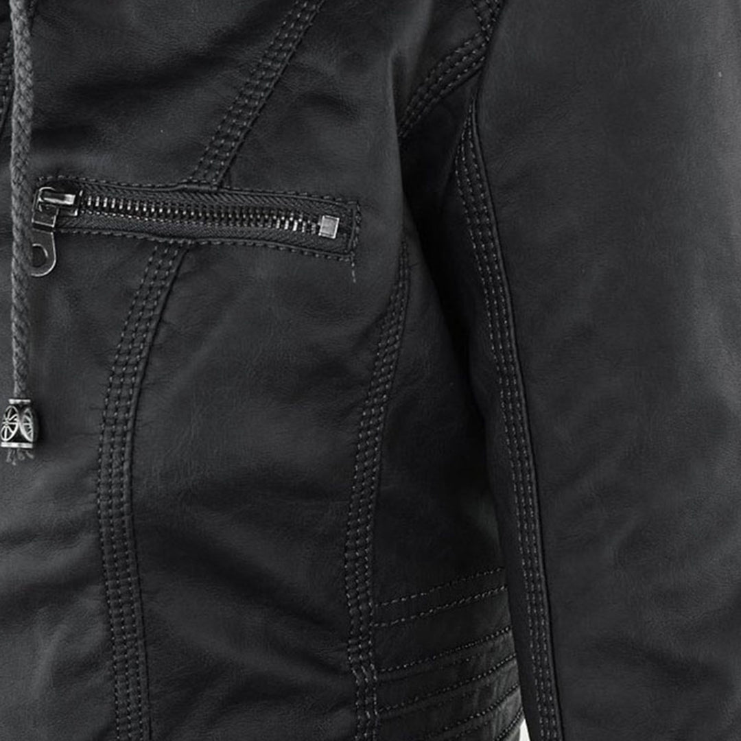 Veste moderne en cuir avec capuche