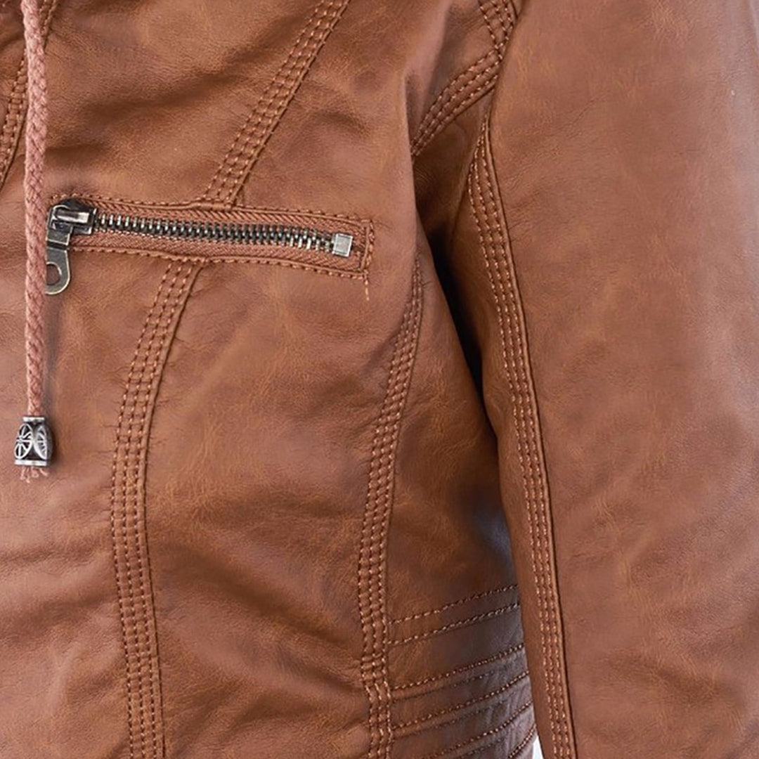 Veste moderne en cuir avec capuche