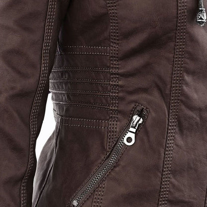 Veste moderne en cuir avec capuche